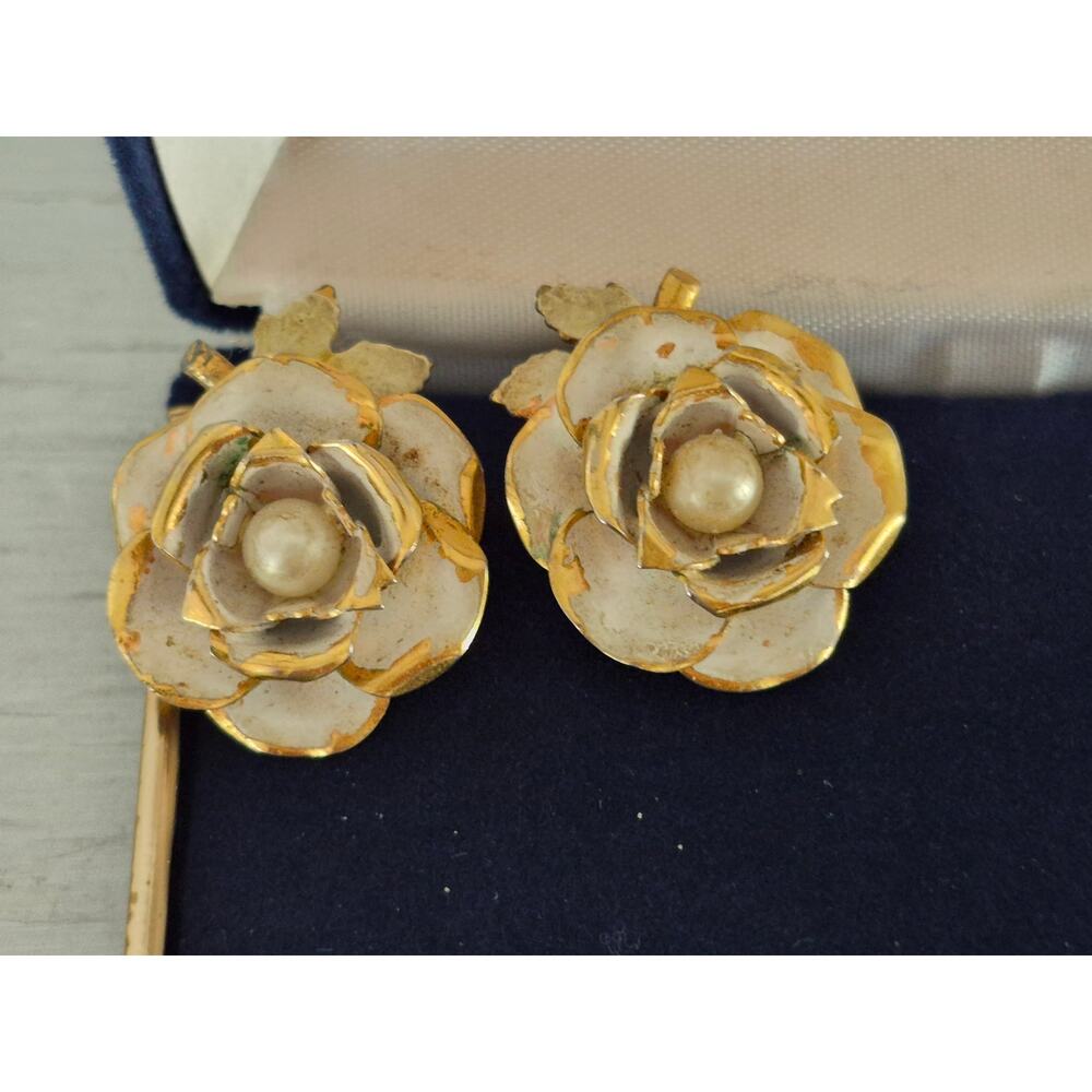 Vintage MCM White Enamel White Rose Faux Pearl Clip On Earrings